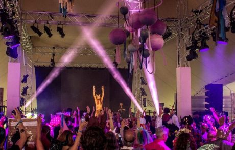 Intent_Large_scale_structures_stretch_tent_rig_Grid_Truss_Standon_Calling_1978_x_685_tent